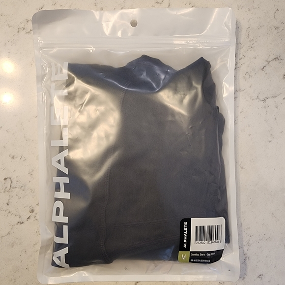 NWT Alphalete Seamless Shorts - Sea Pebble - Medium - Picture 4 of 6